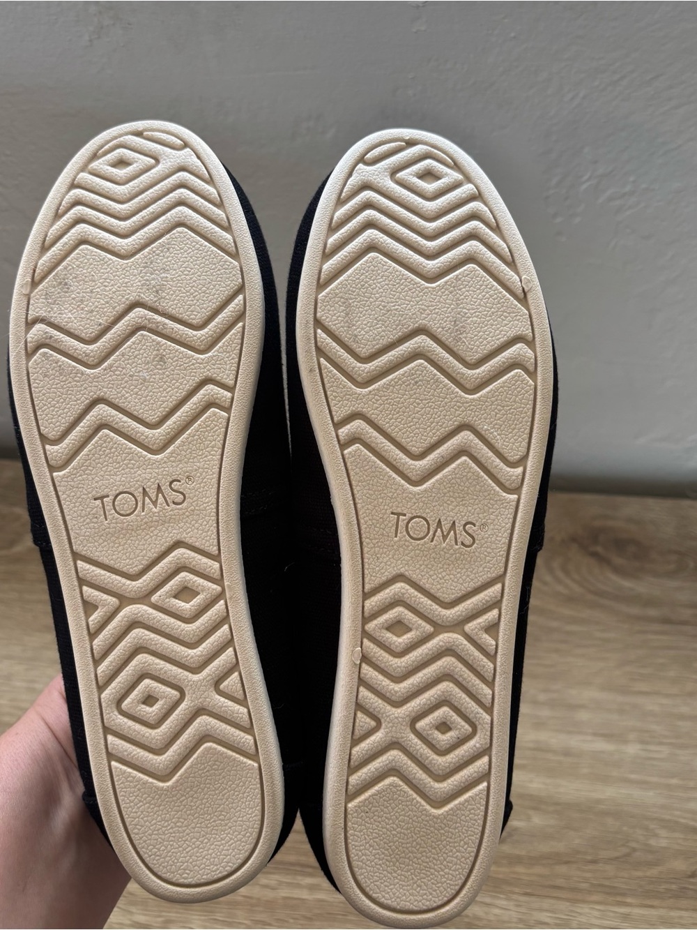TOMS Classic Alpargata Black Canvas Slip On Shoes Women’s 8 - Picture 6 of 6